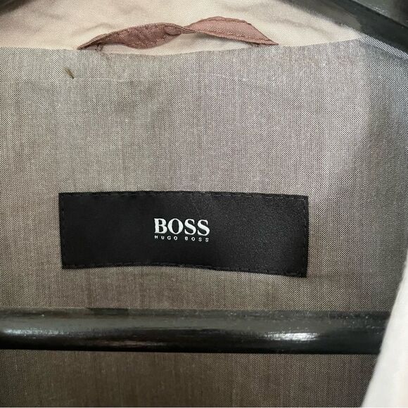 BOSS Hugo Boss Men’s Light Tan Trench Coat 46R - Picture 2 of 14